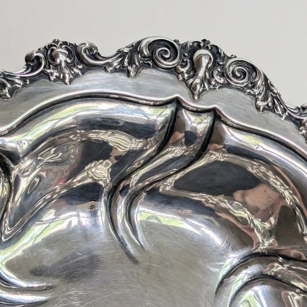 Meriden Britannia Company Sterling Silver Foliate Scrolls Art Nouveau Bowl 8.5" - Picture 3 of 12
